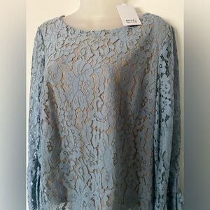 Rose & Olive Lace Blouse Size S NWT!
